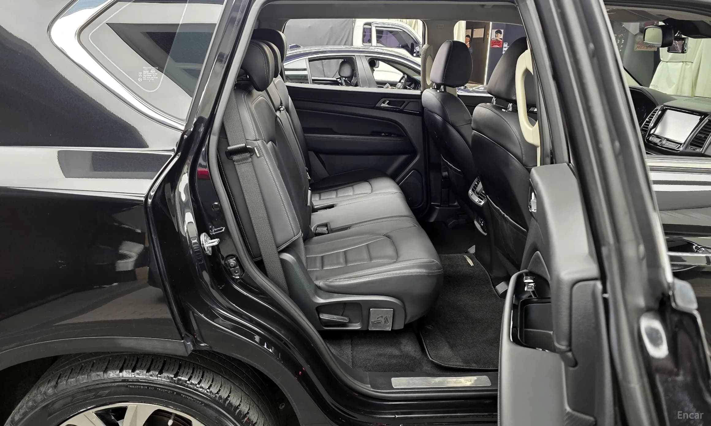 G4 Rexton