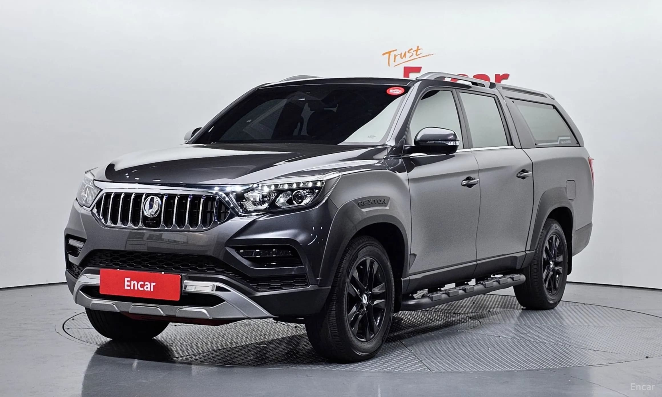 Rexton Sports Khan