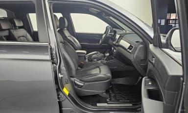 Rexton Sports Khan