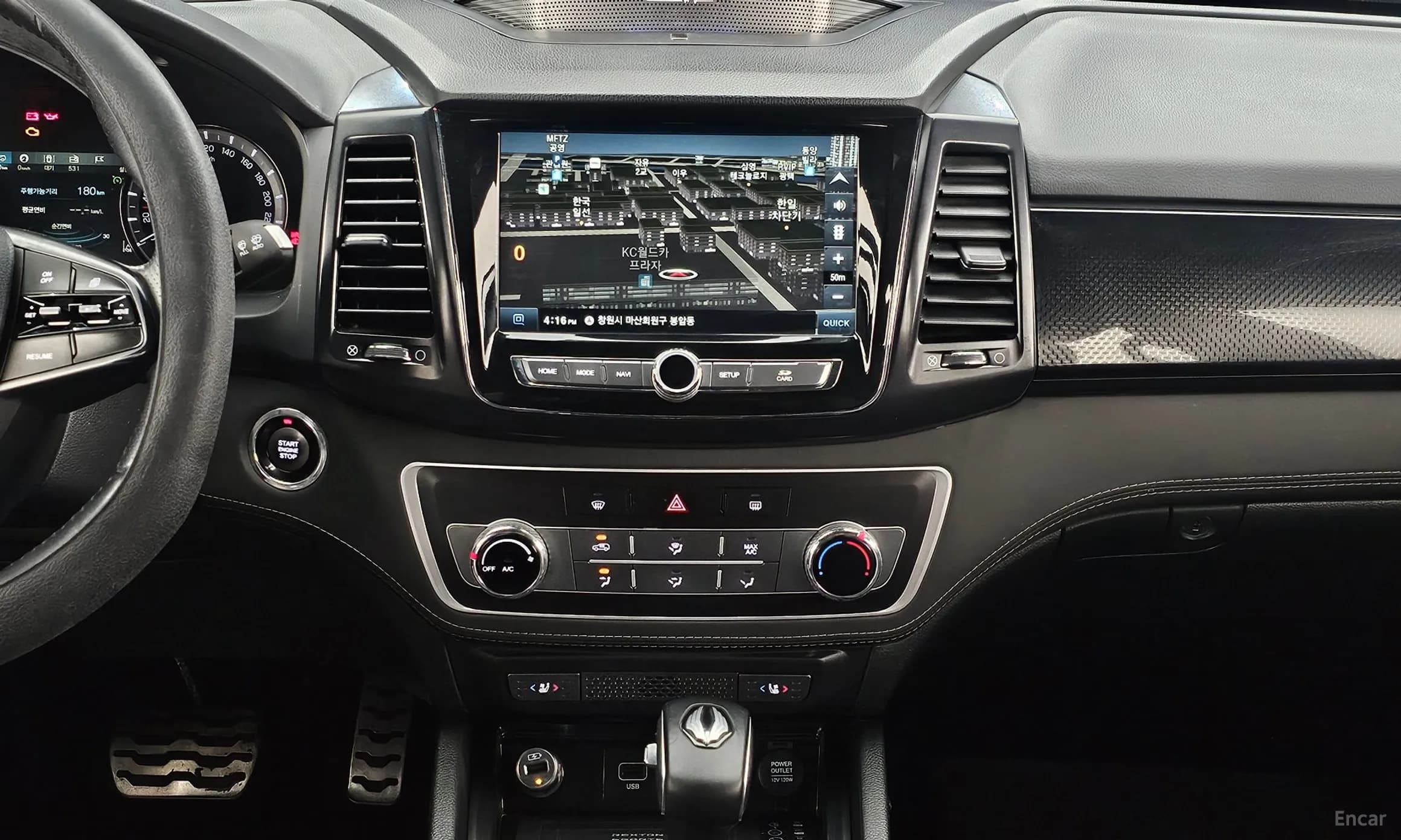 Rexton Sports Khan