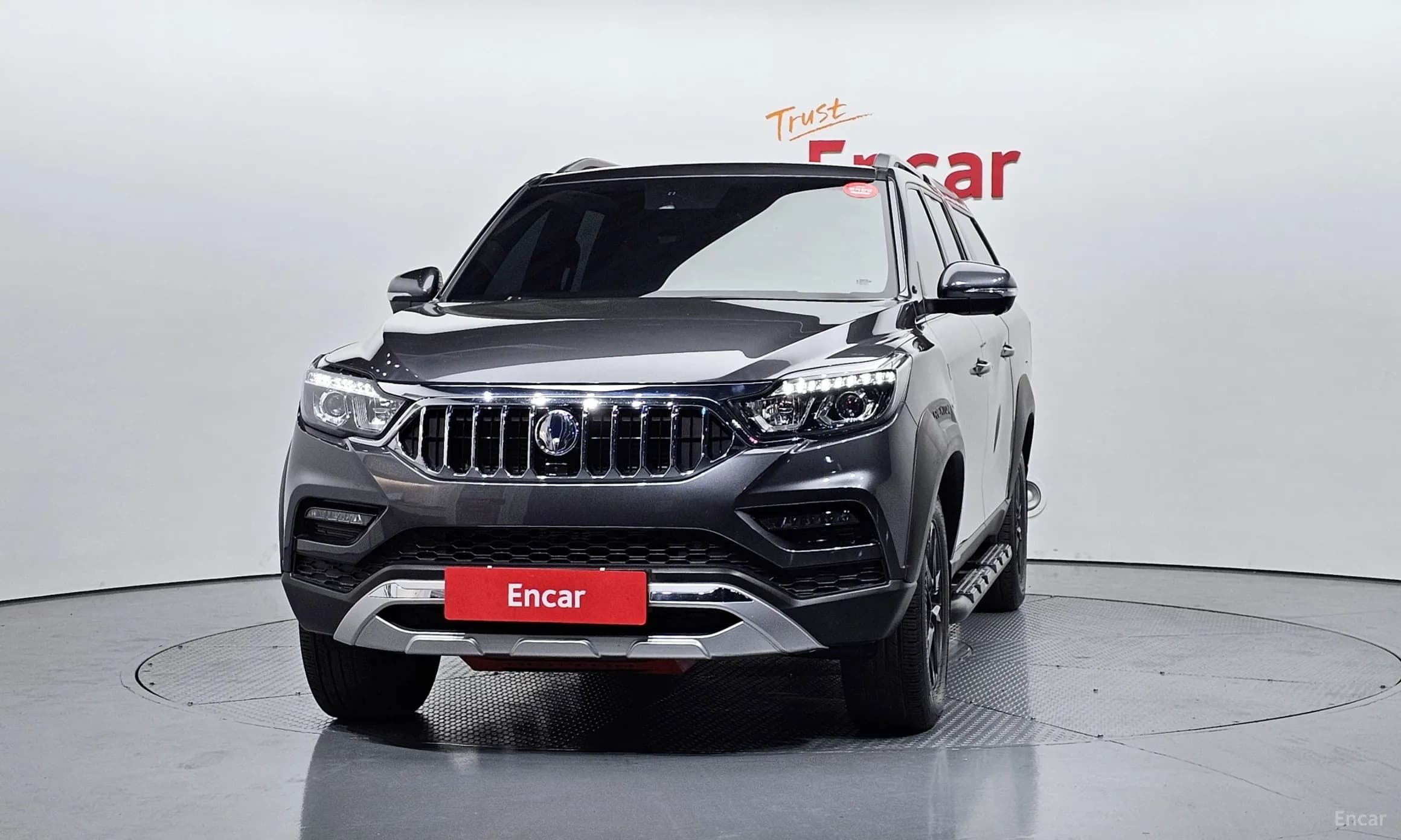 Rexton Sports Khan