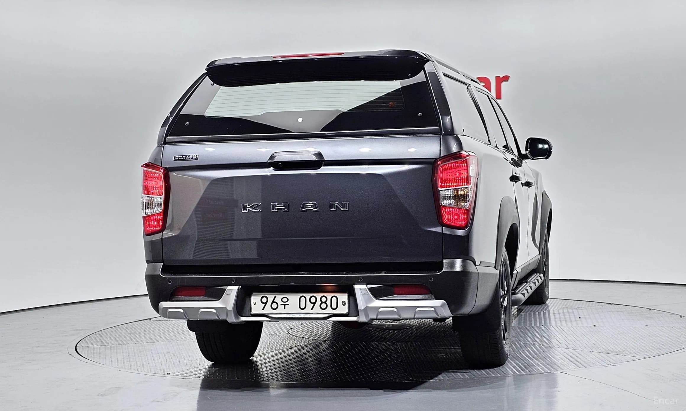 Rexton Sports Khan