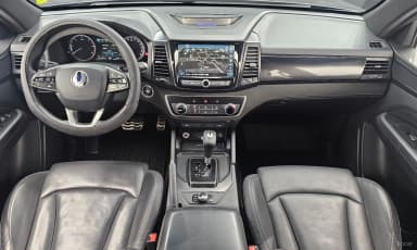 Rexton Sports Khan