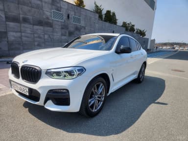 X4 (G02)