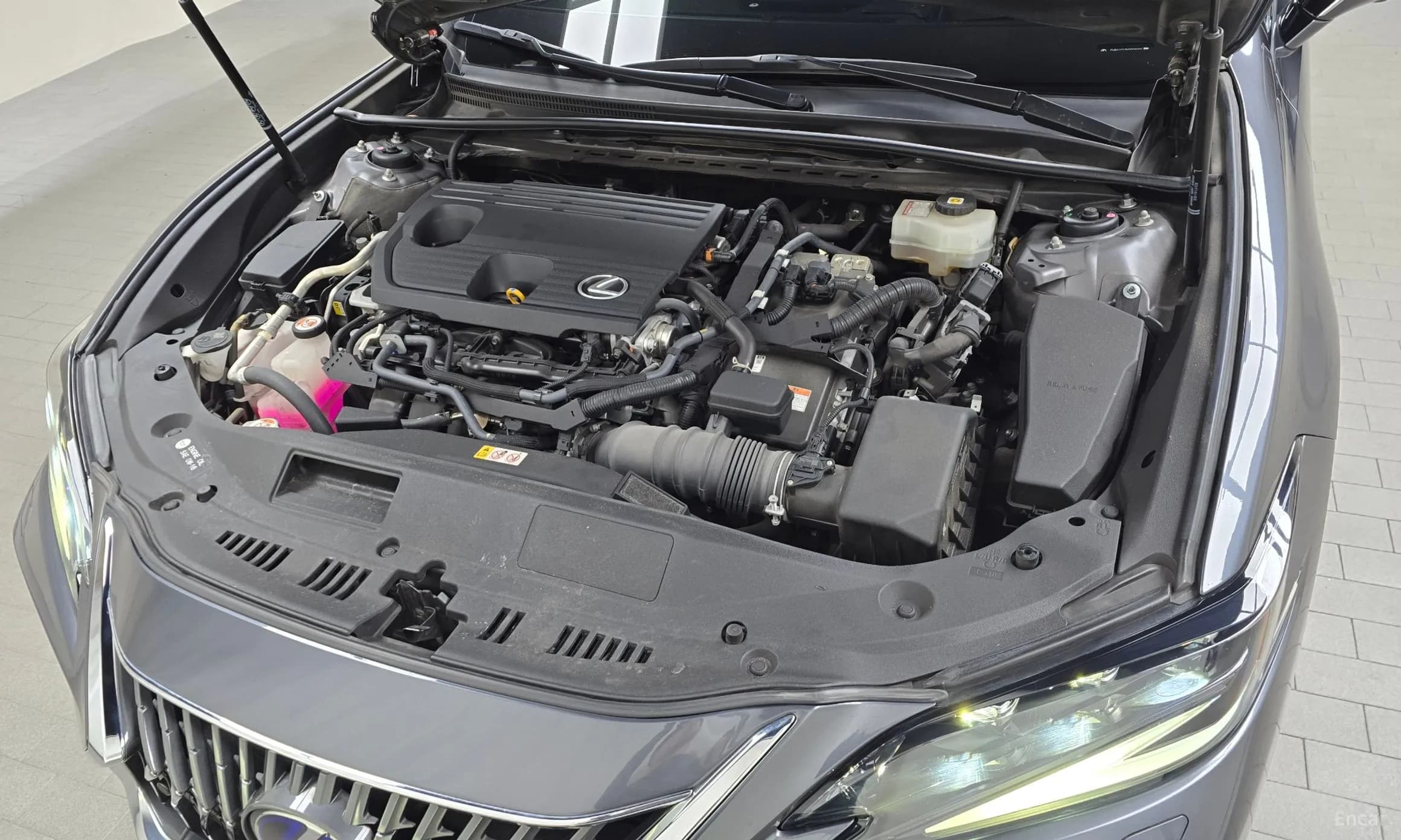 ES300h 7th Generation