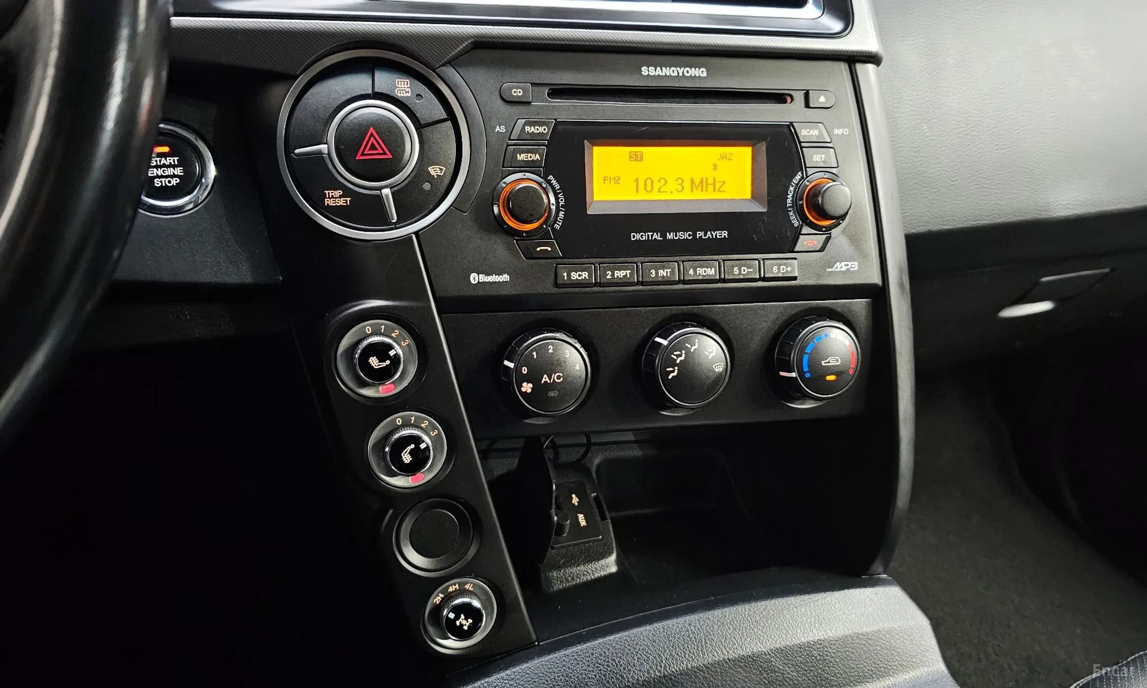 Korando Sports