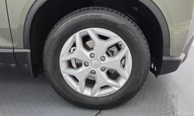 Rexton Sports Khan