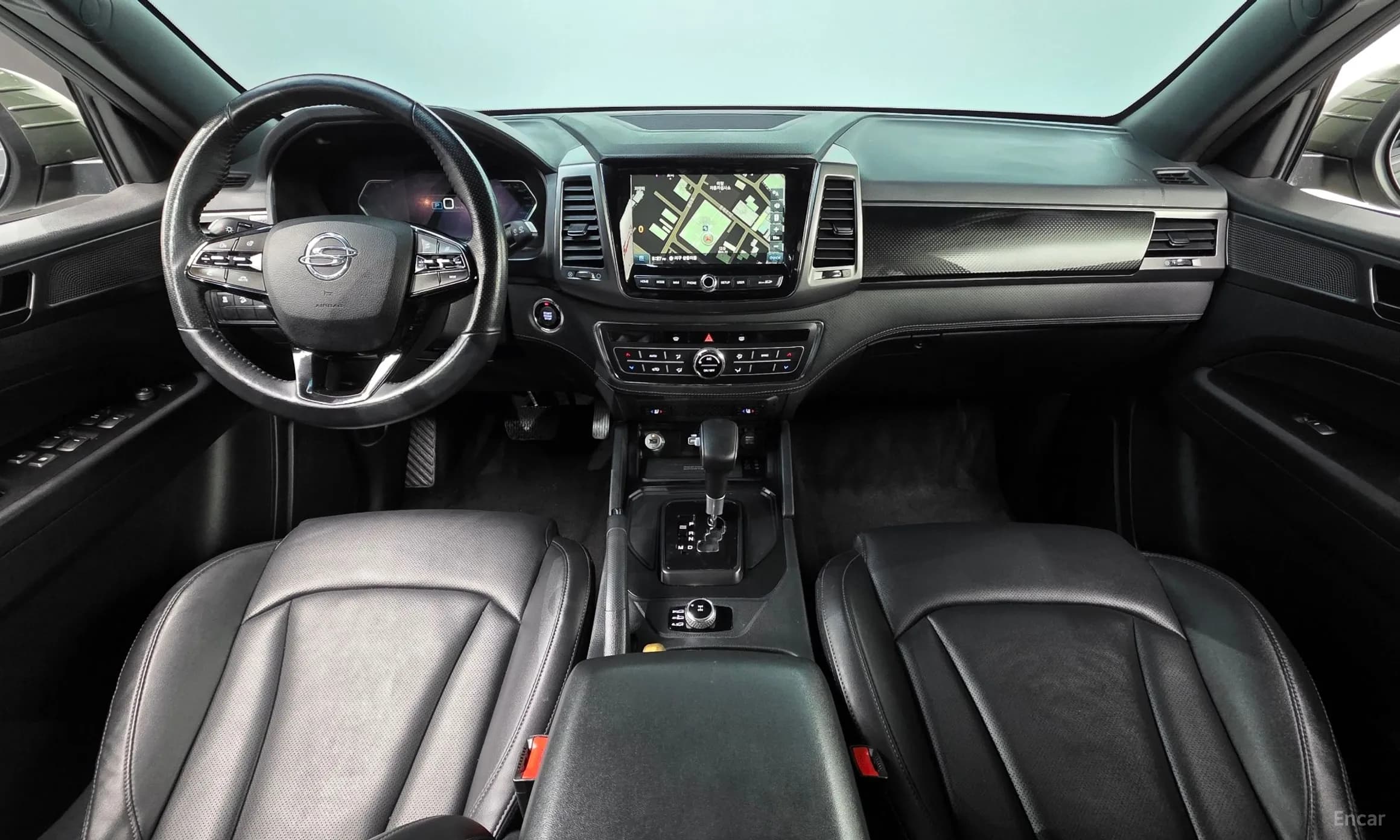 Rexton Sports Khan