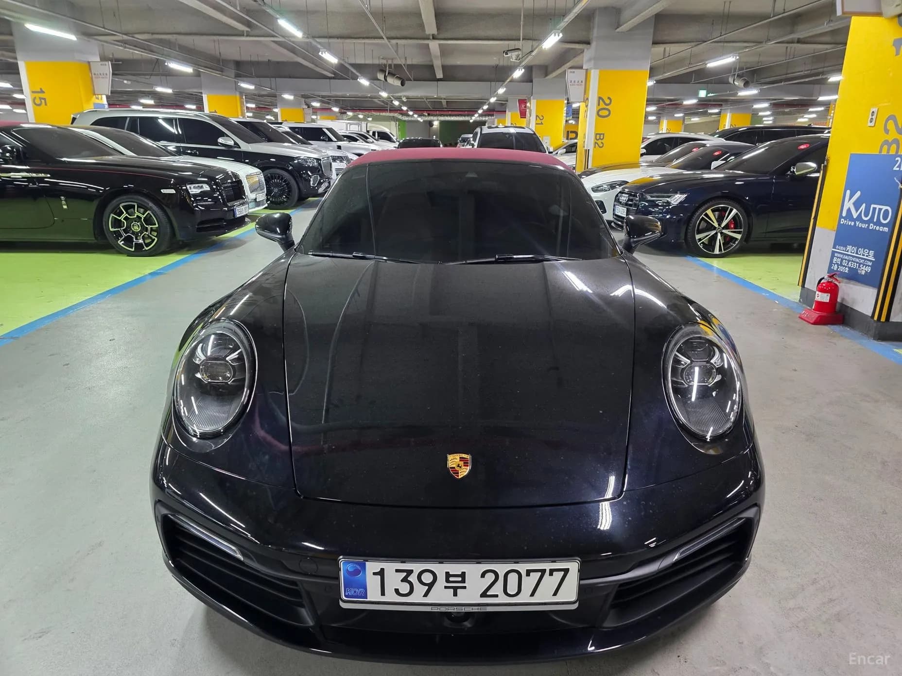 911 (992)