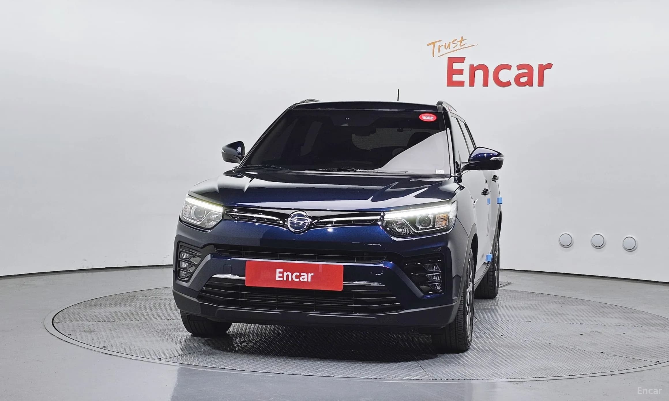 Berry New Tivoli