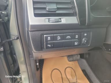 Rexton Sports Khan