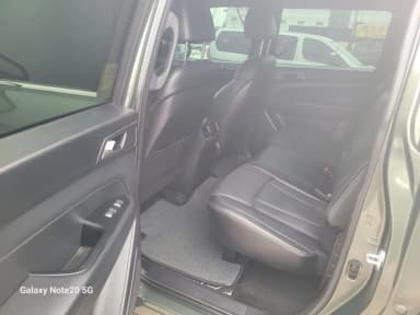 Rexton Sports Khan