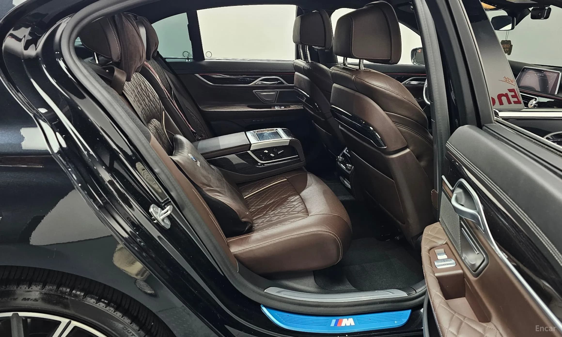 7 Series (G11)