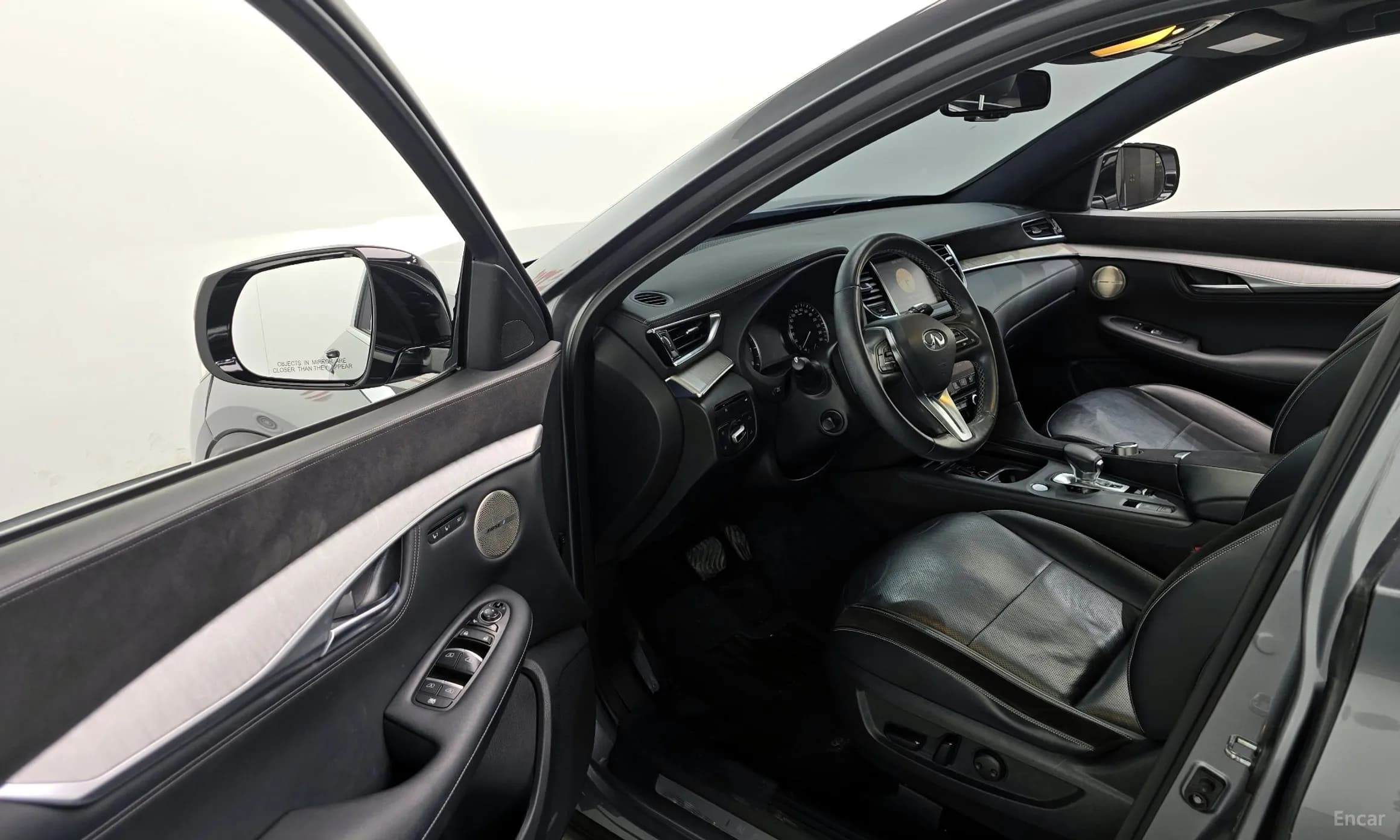 QX50 (P71A)
