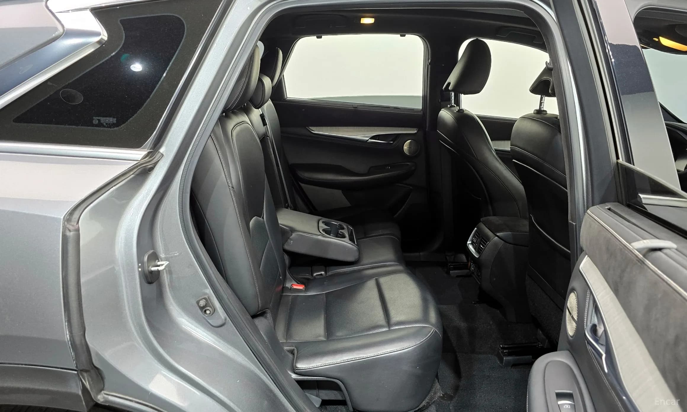 QX50 (P71A)