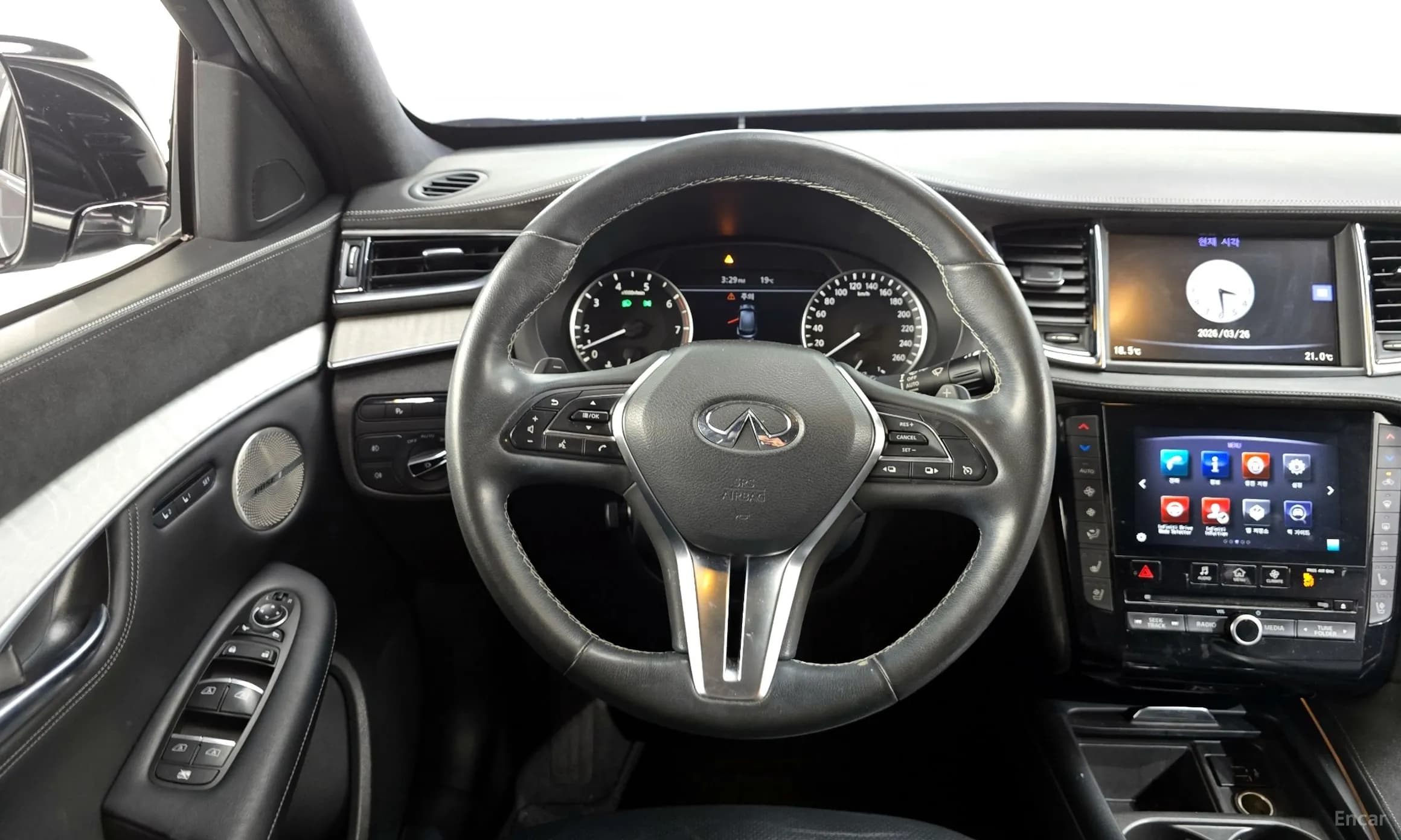 QX50 (P71A)