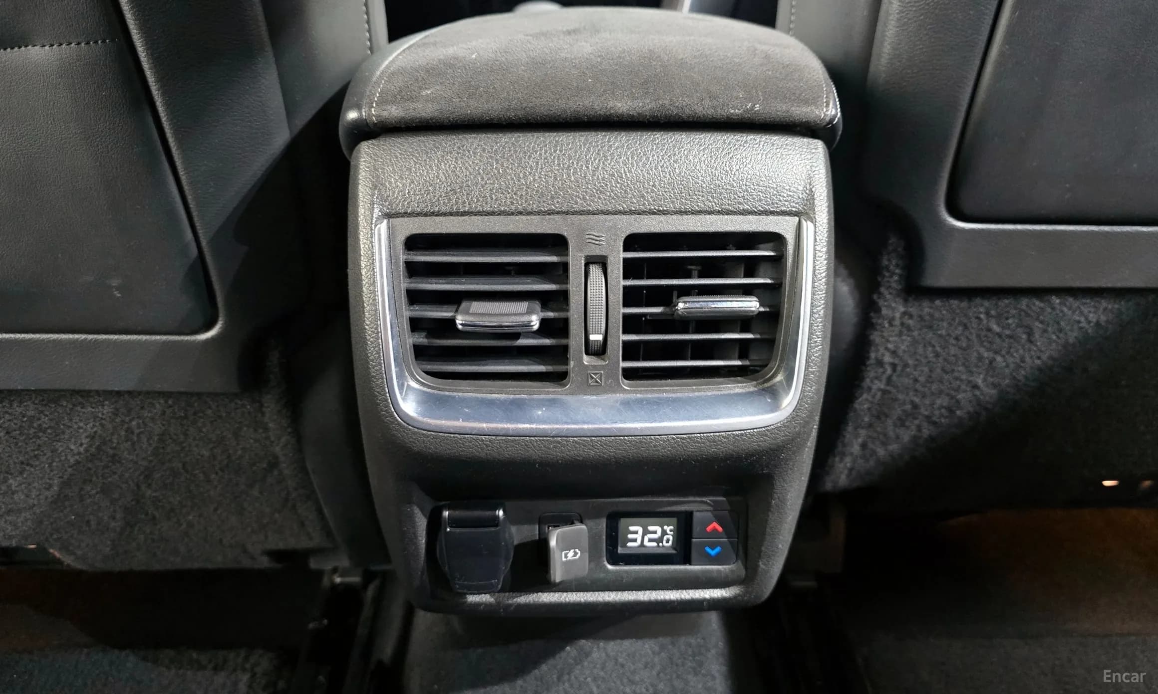 QX50 (P71A)