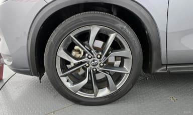 QX50 (P71A)