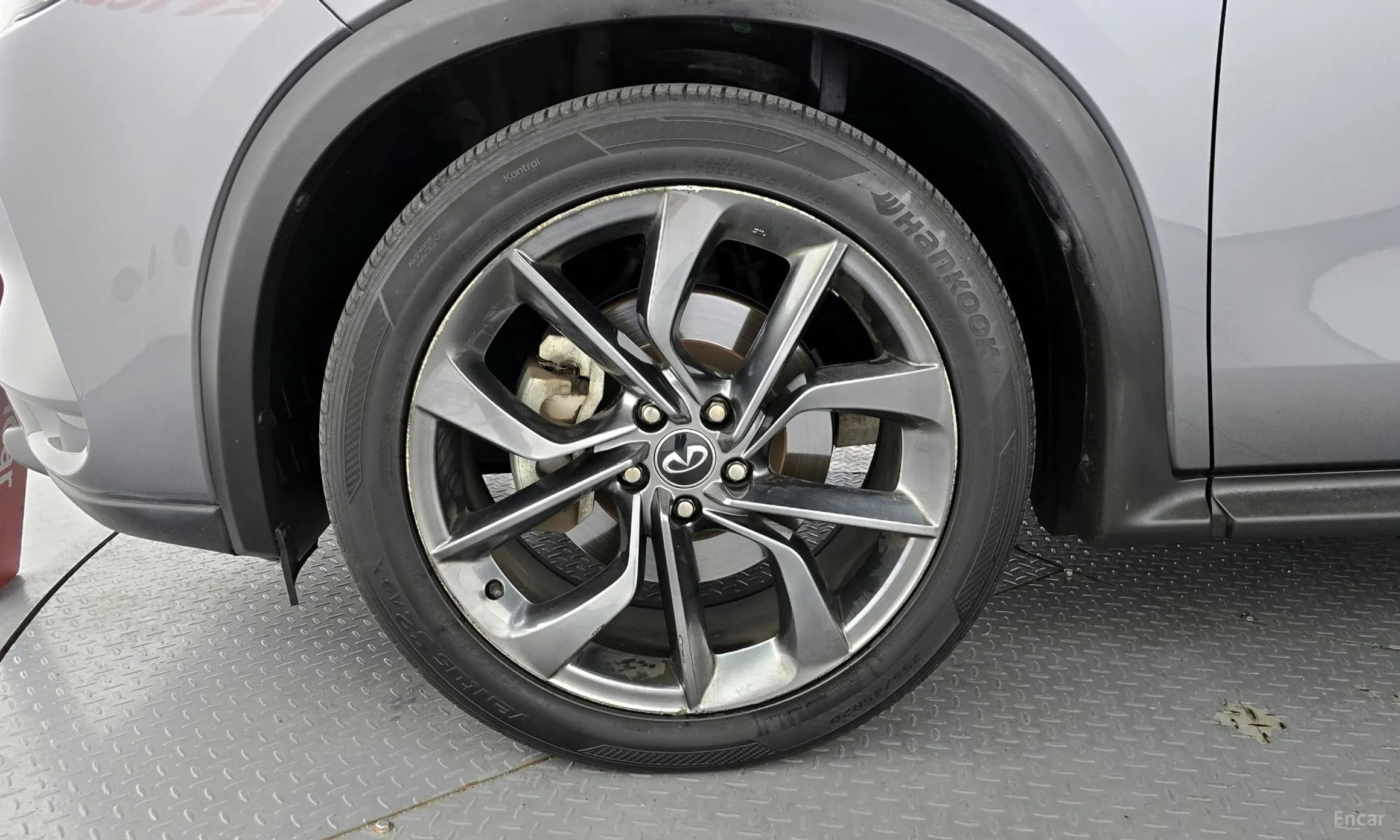 QX50 (P71A)