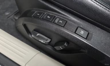V40