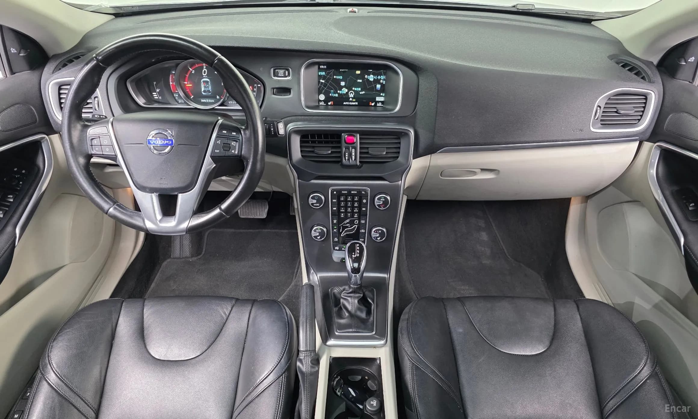 V40