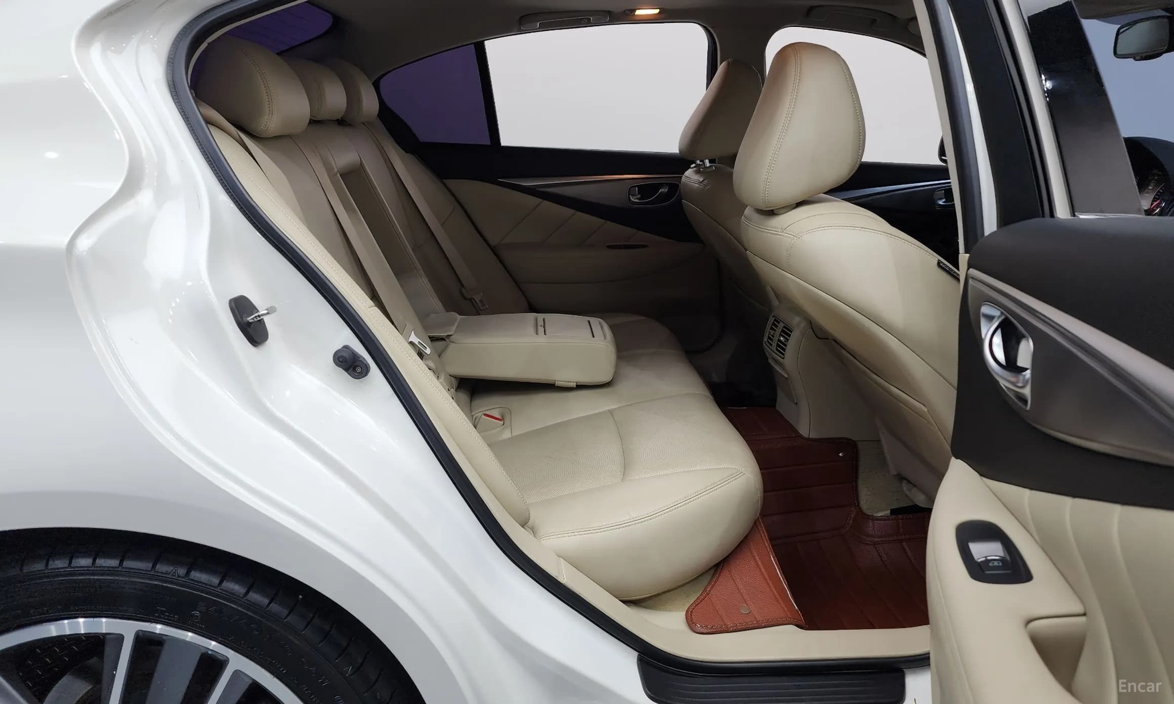 Q50
