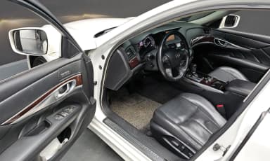 M37