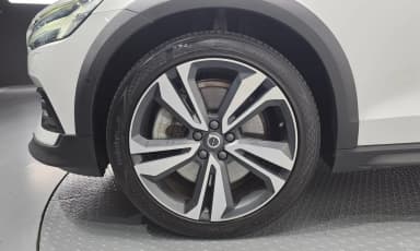 V60 Cross-Country 2nd Generation