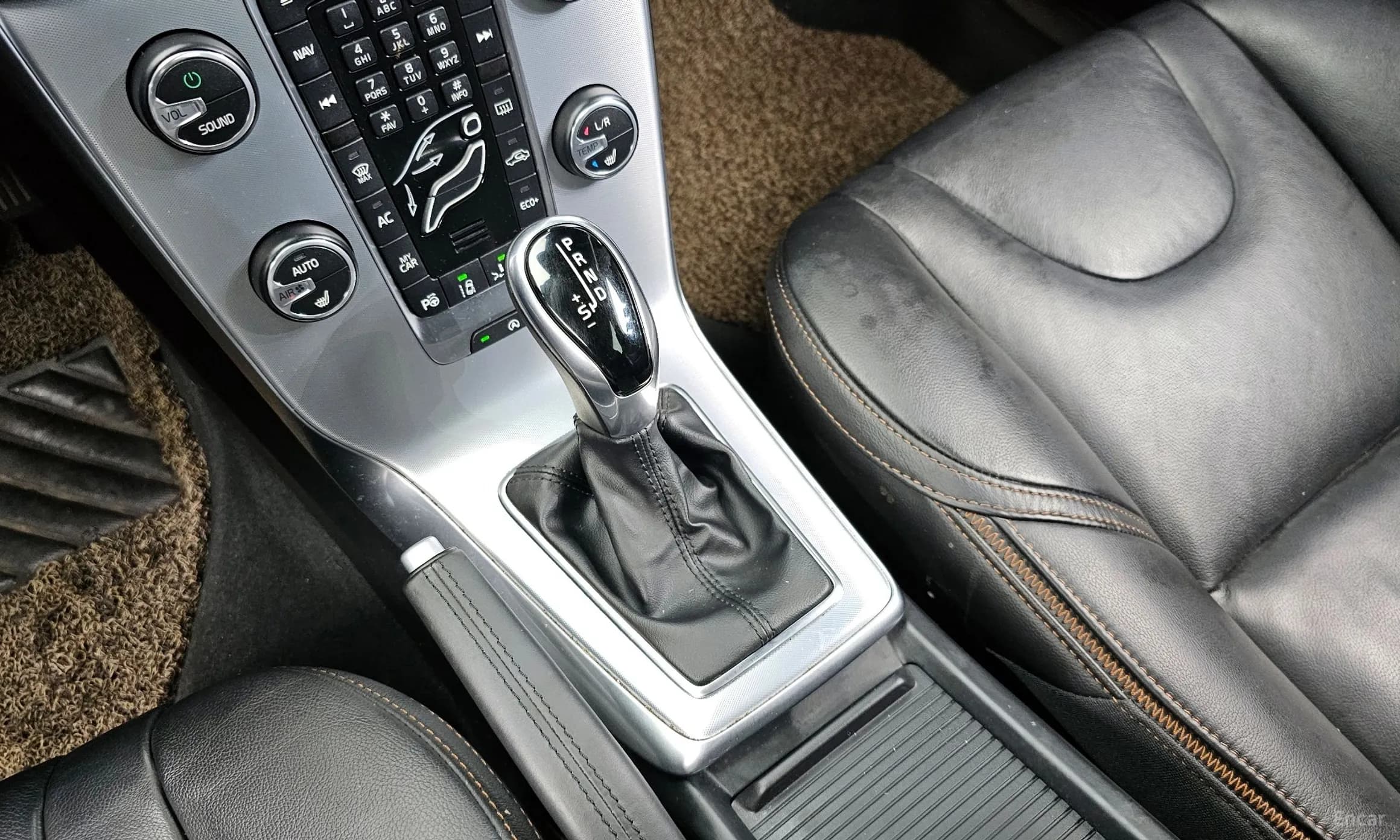 V40 Cross Country