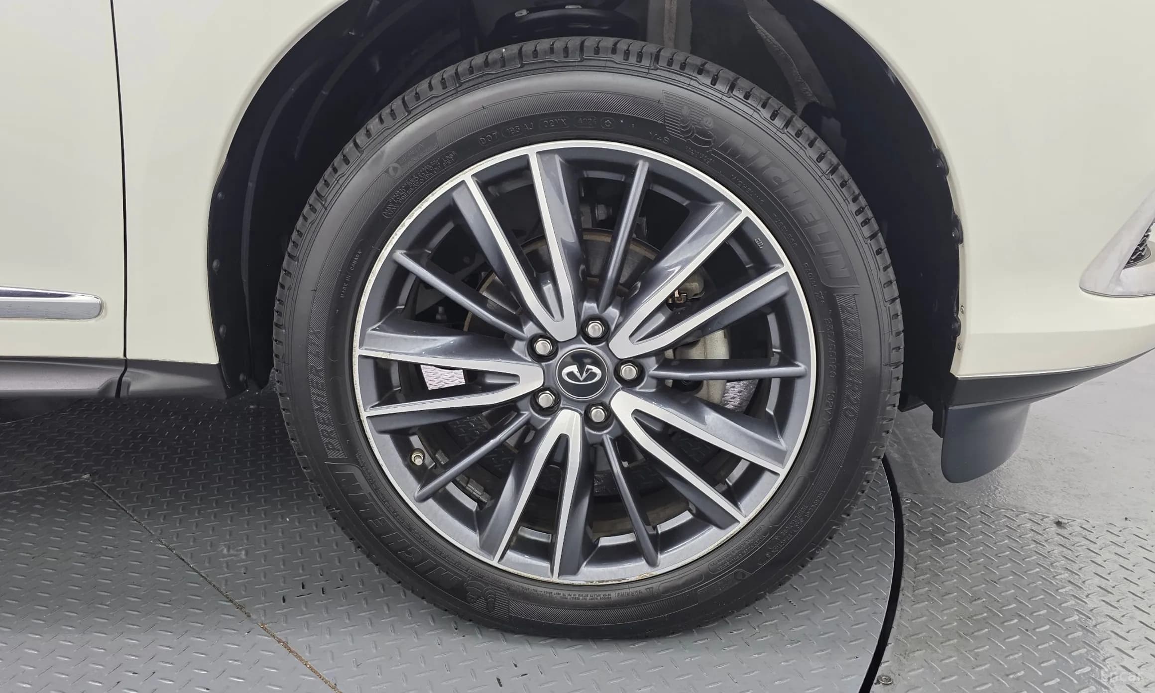 QX60