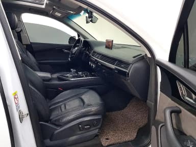 Q7 (4M)