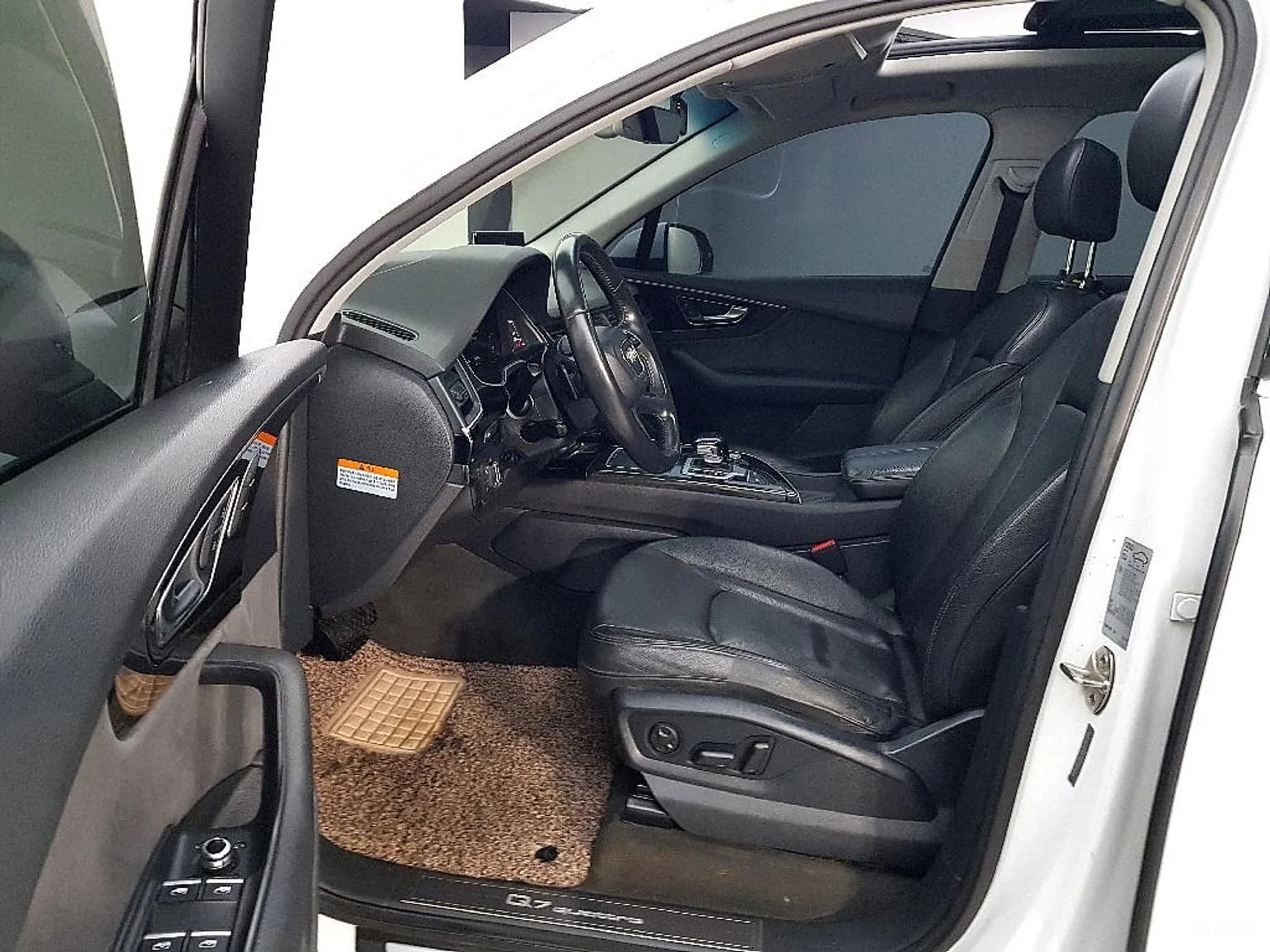 Q7 (4M)
