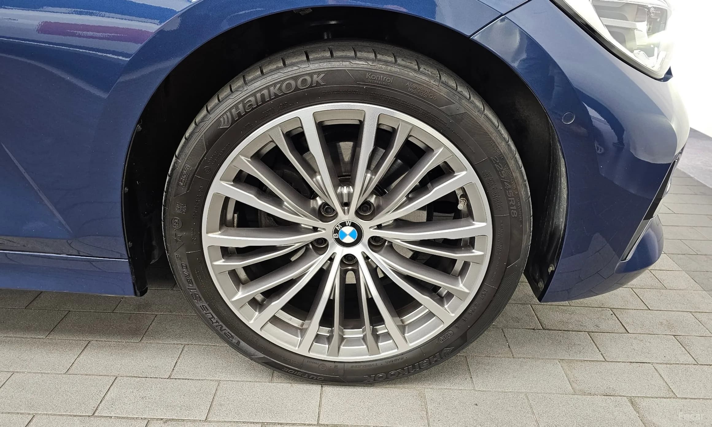 3 Series (G20)