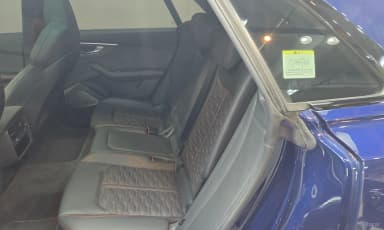 RSQ8 (4M)