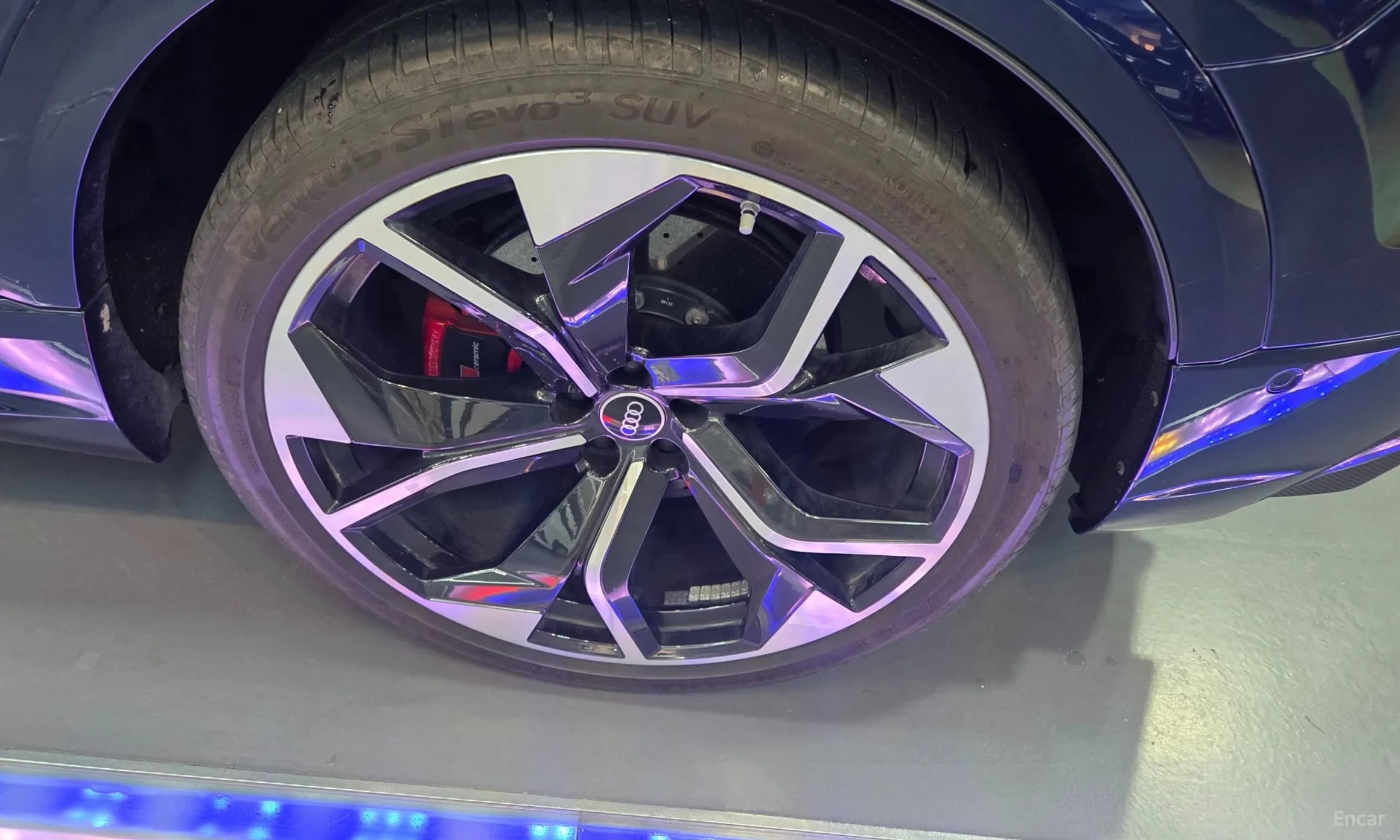 RSQ8 (4M)