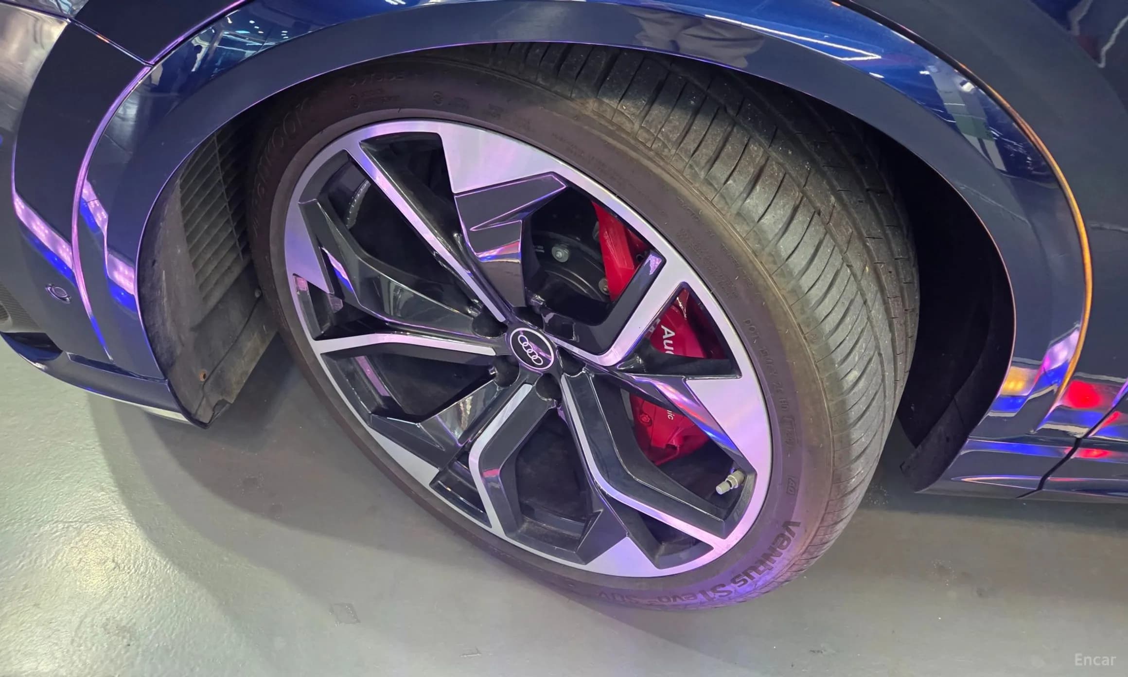 RSQ8 (4M)
