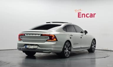 S90