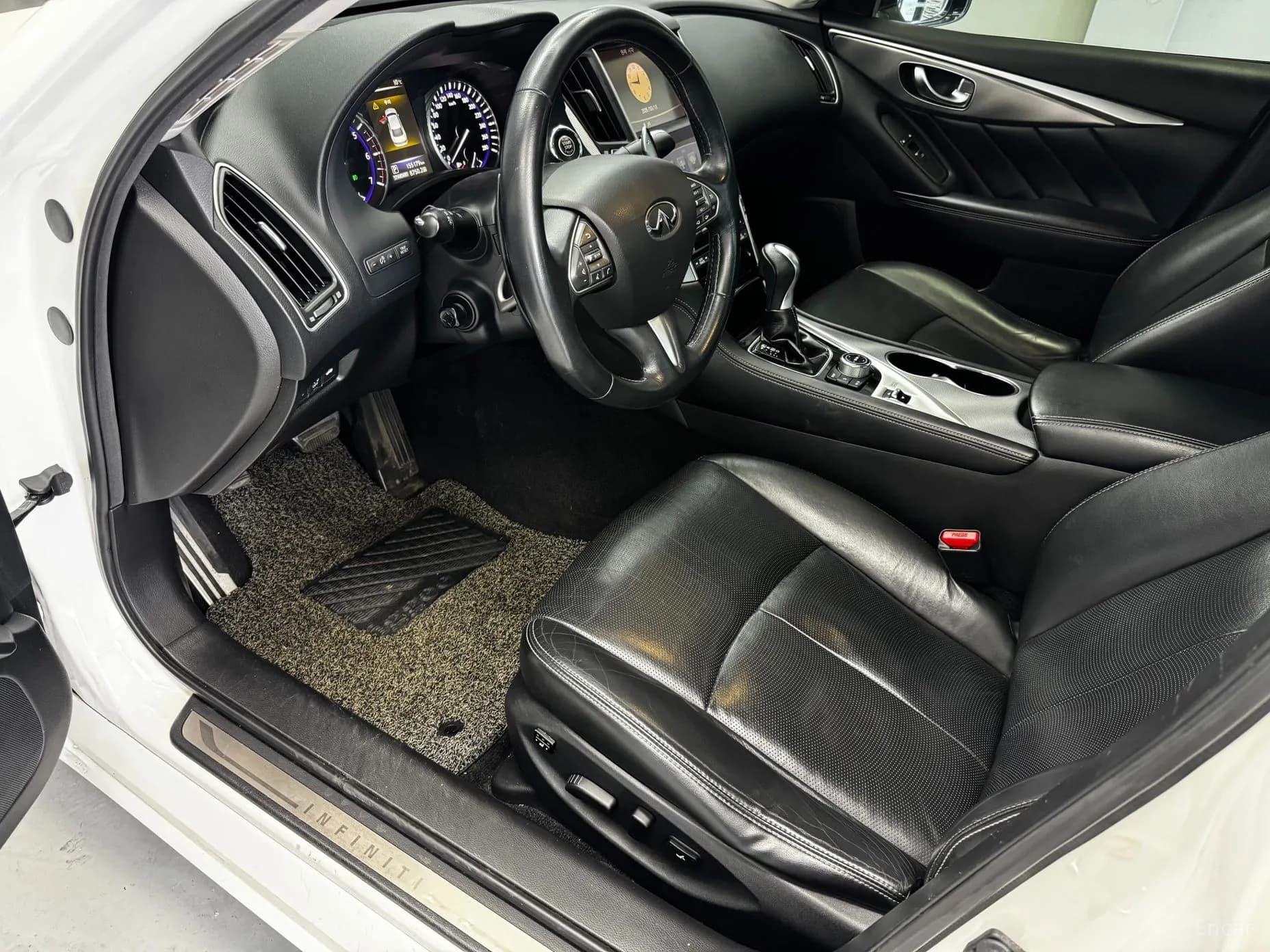Q50