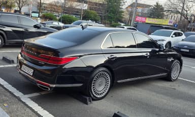 G90