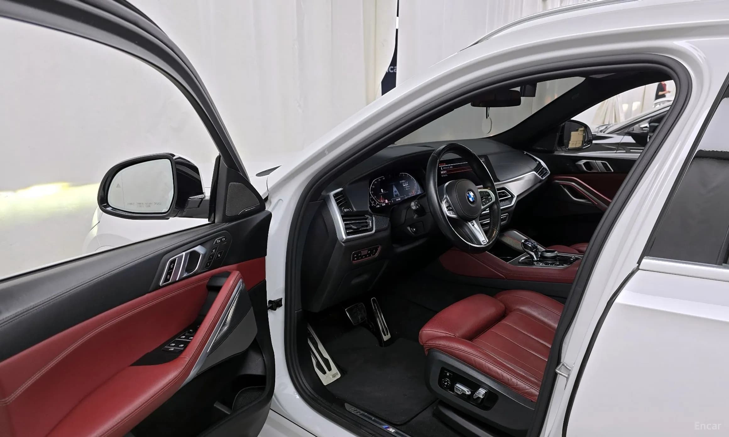 X6 (G06)