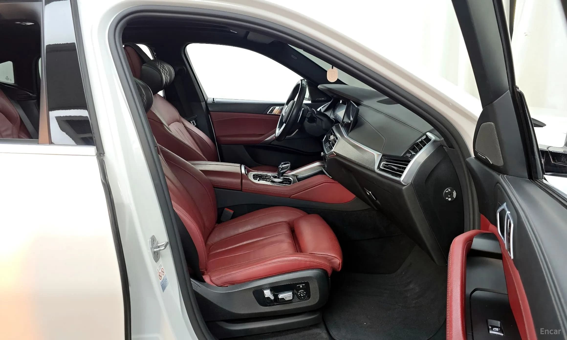 X6 (G06)