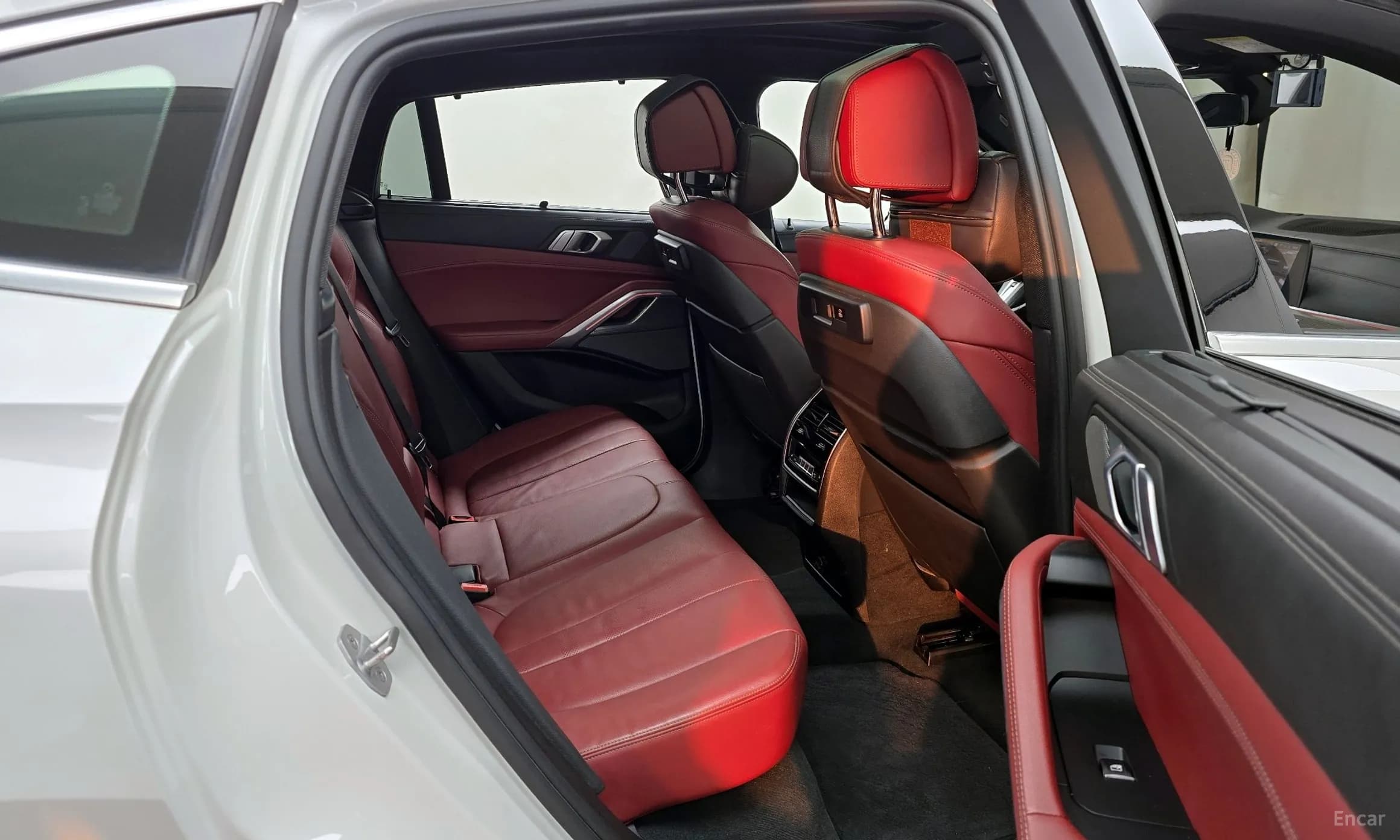 X6 (G06)