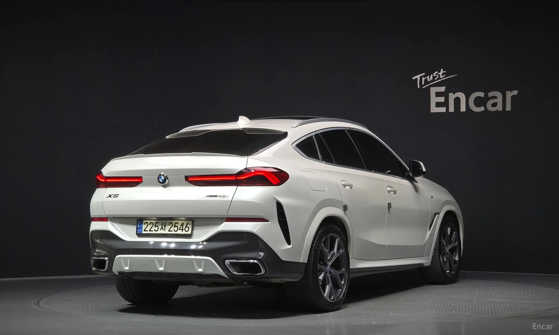 X6 (G06)
