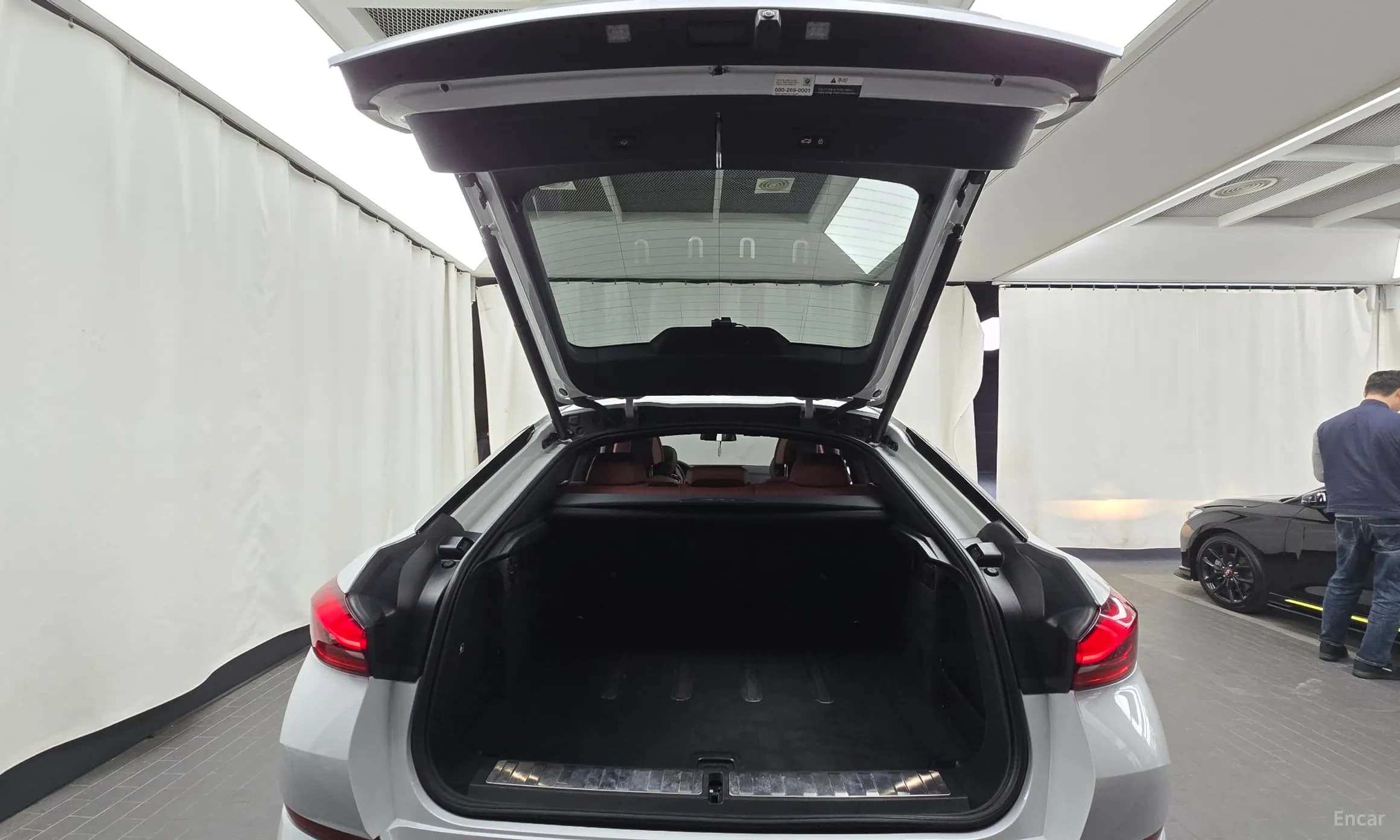 X6 (G06)