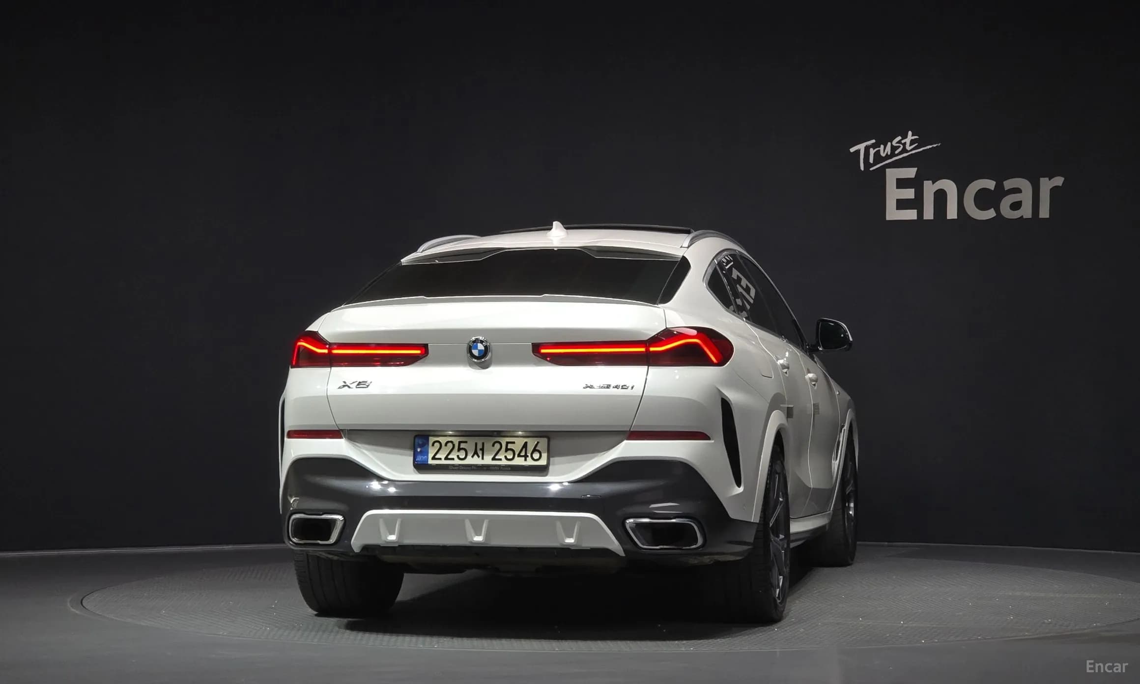 X6 (G06)