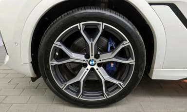 X6 (G06)