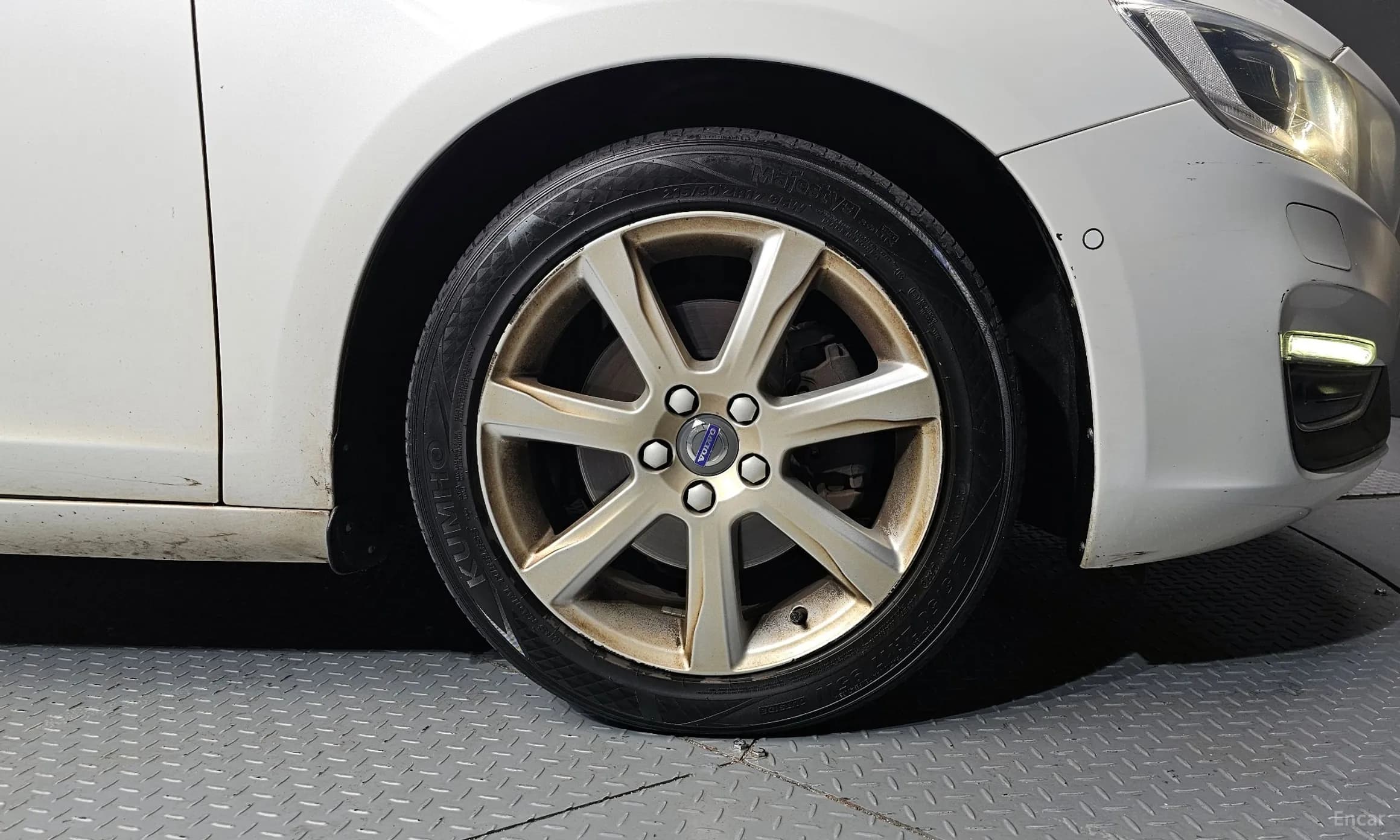 S60