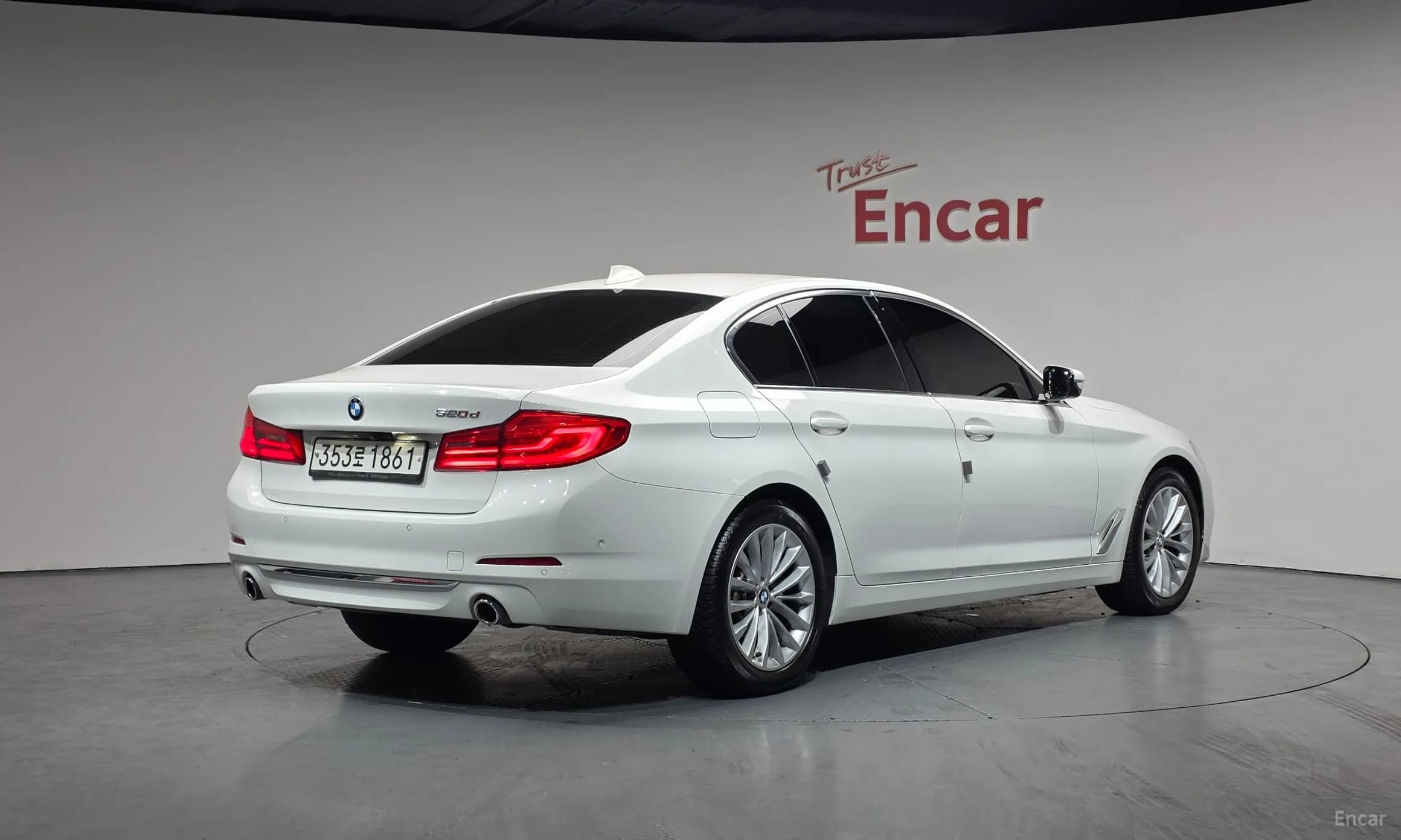 5 Series (G30)