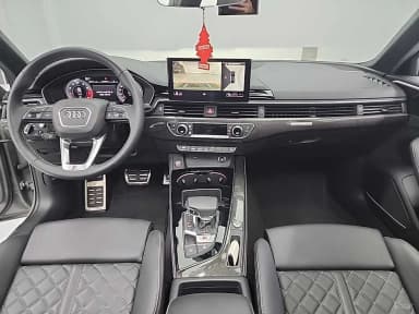 S4 (B9)