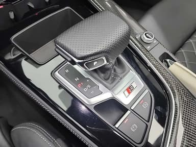 S4 (B9)